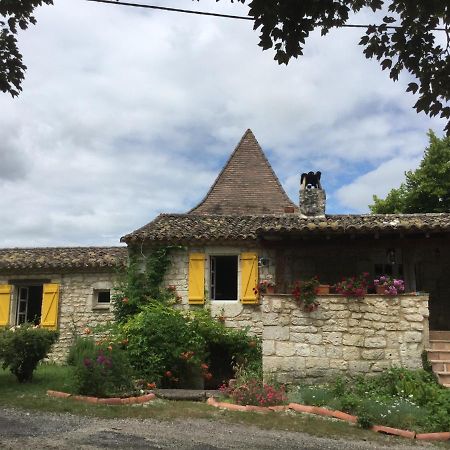 Bed and Breakfast Chez Patricia Кастельно-Монратье Экстерьер фото
